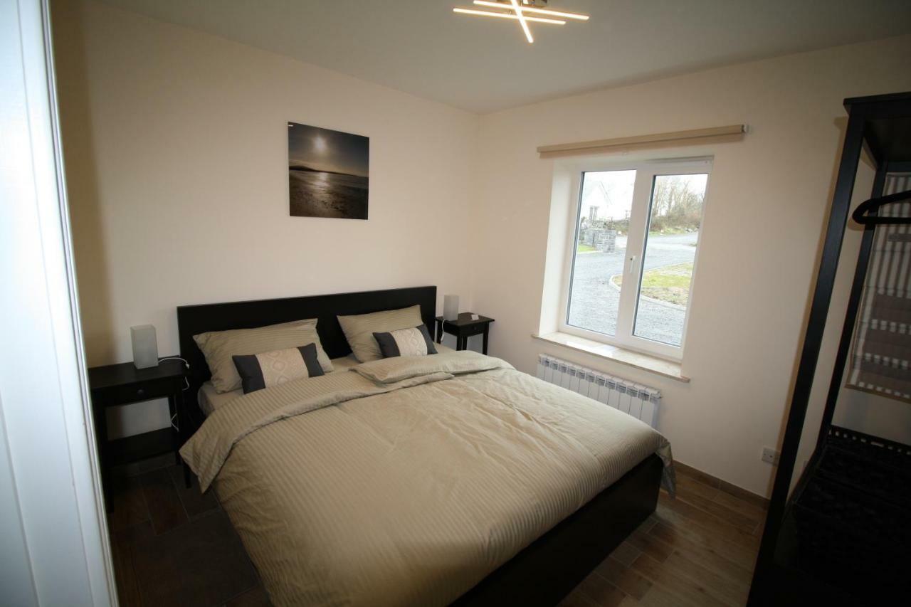 Atlantic Retreat Lodge Kinvara Ngoại thất bức ảnh