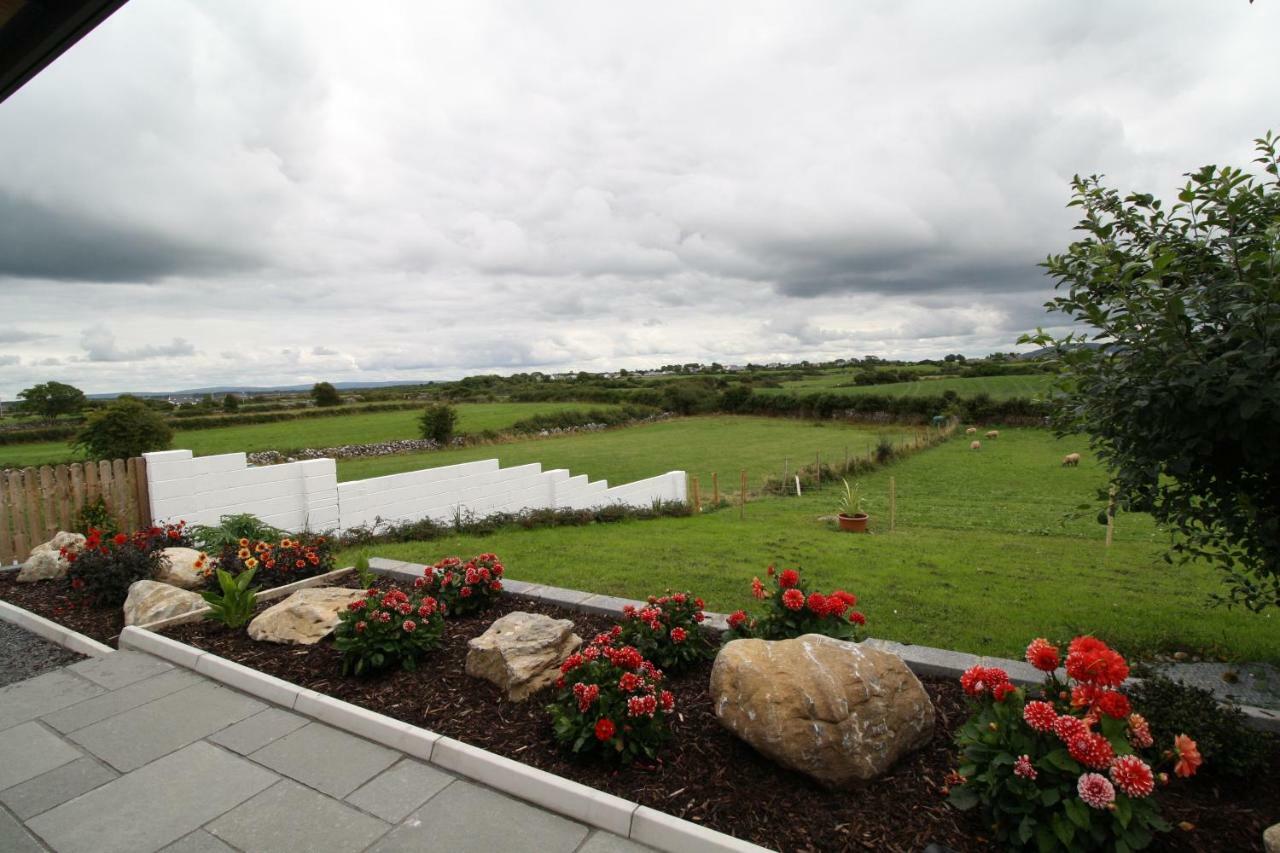 Atlantic Retreat Lodge Kinvara Ngoại thất bức ảnh
